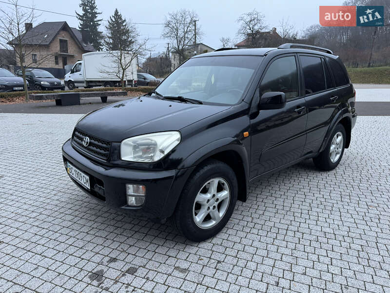 2002 toyota rav4