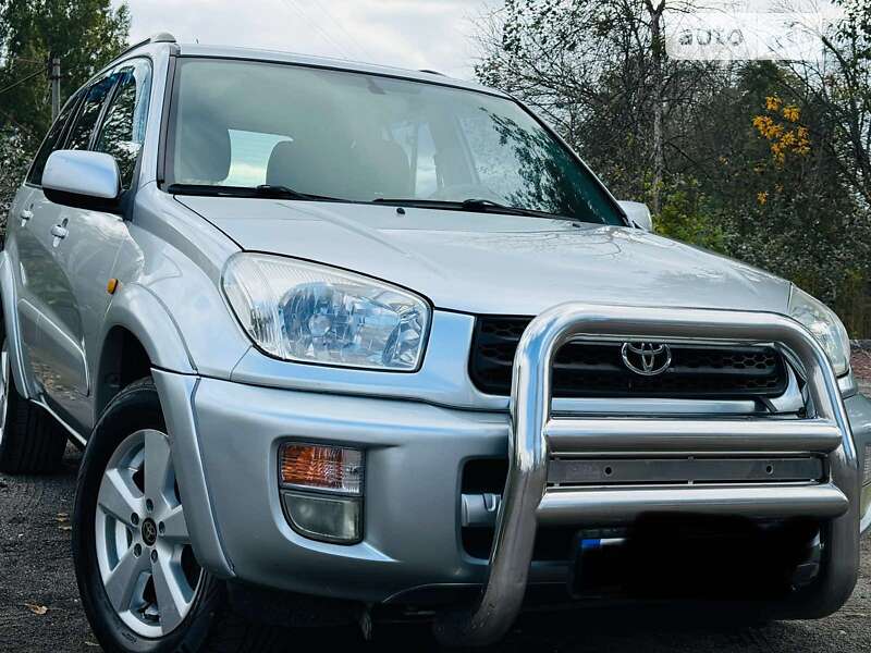 2002 toyota rav4