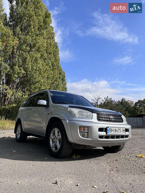 2002 toyota rav4