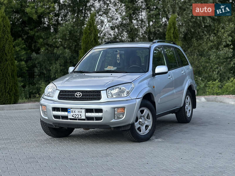 2001 toyota rav4