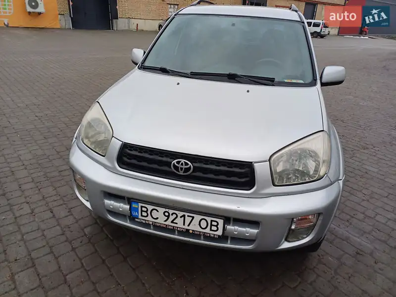 2002 toyota rav4