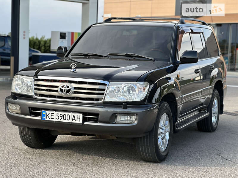 2005 toyota land cruiser