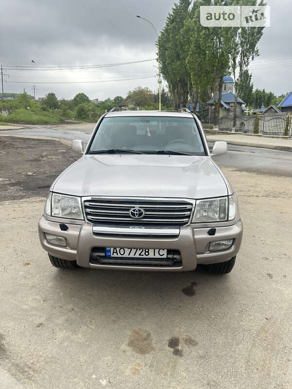 2002 toyota land cruiser