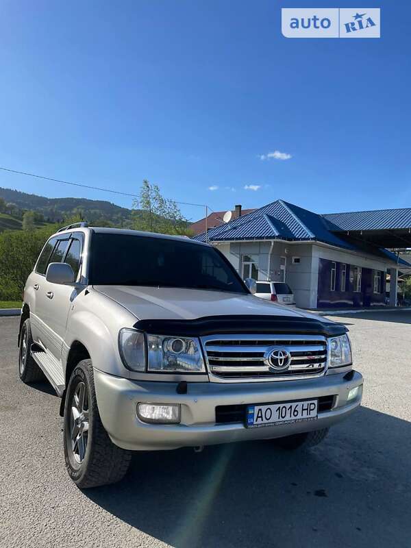 2003 toyota land cruiser