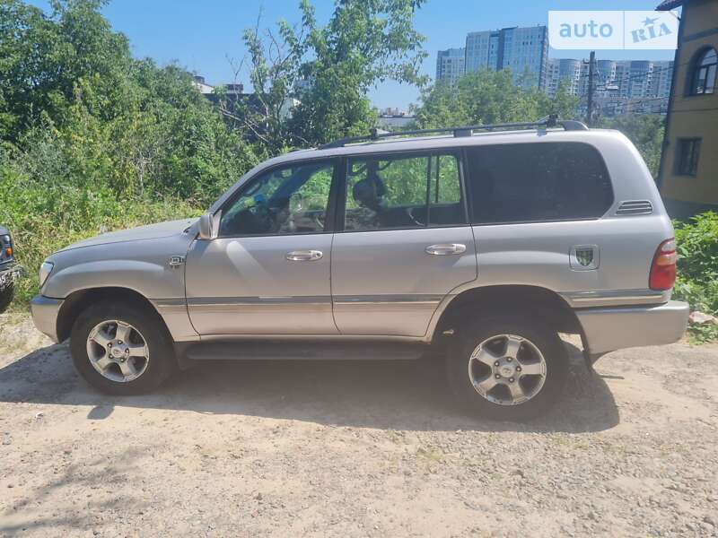 2001 toyota land cruiser