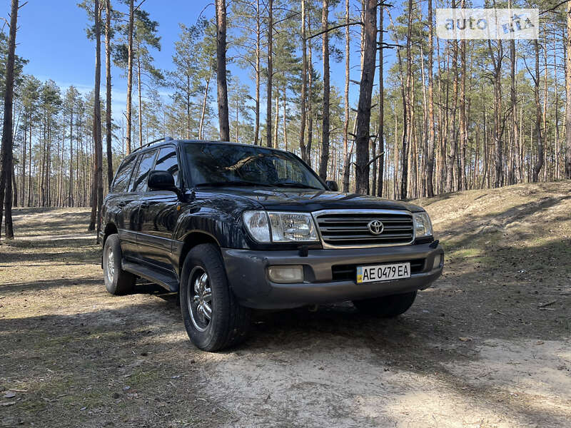 2004 toyota land cruiser