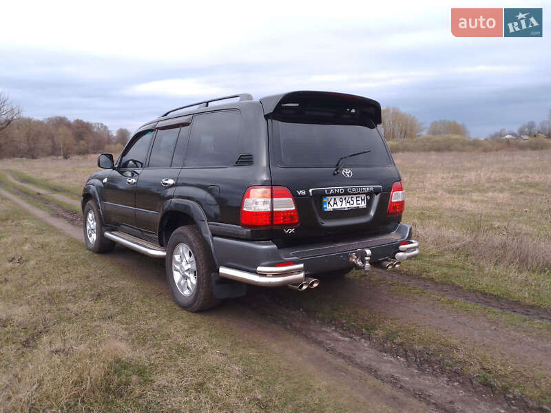 2006 toyota land cruiser 100