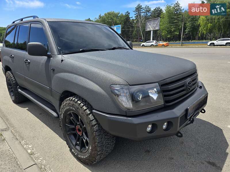 2005 toyota land-cruiser-100