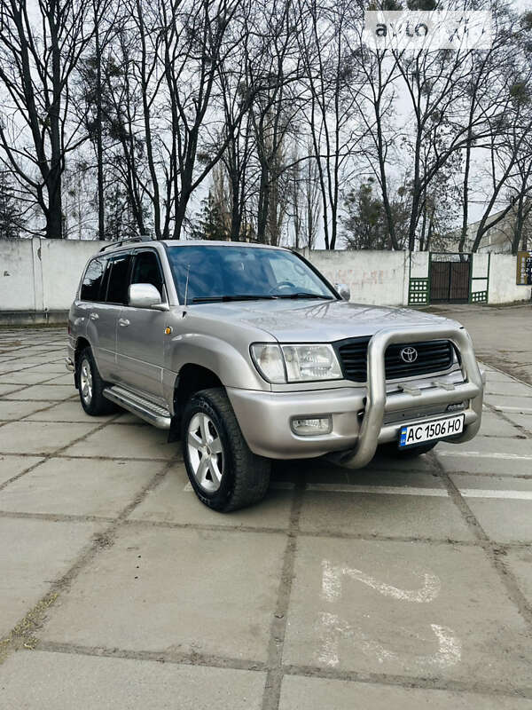 2000 toyota land cruiser