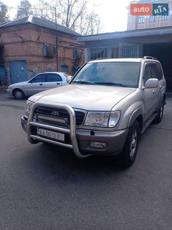 2001 toyota land cruiser