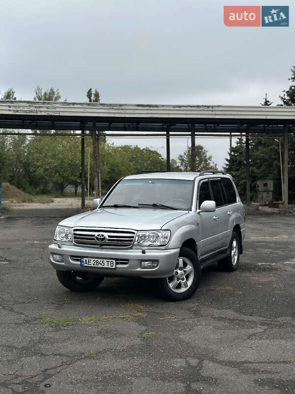 2003 toyota land cruiser 100