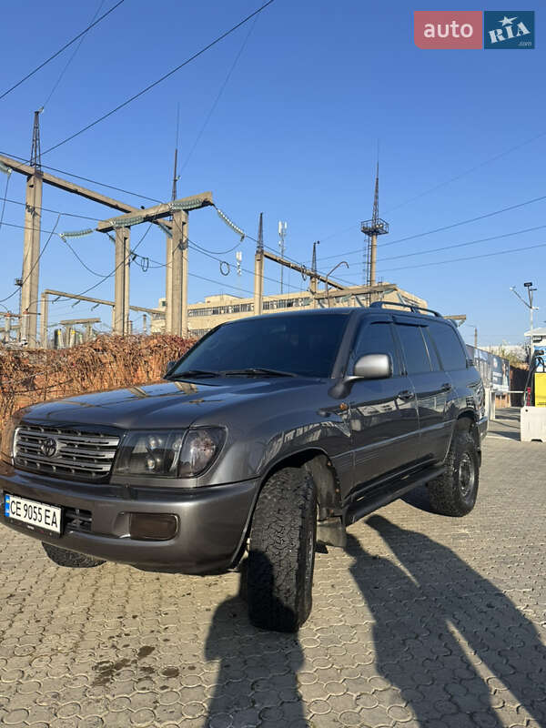 2004 toyota land cruiser