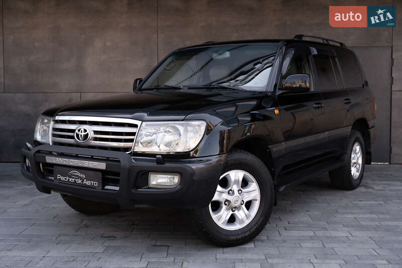 2005 toyota land cruiser
