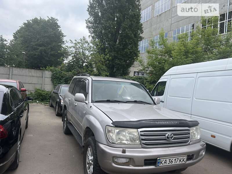 2003 toyota land cruiser