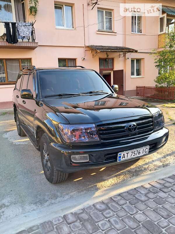 2004 toyota land cruiser