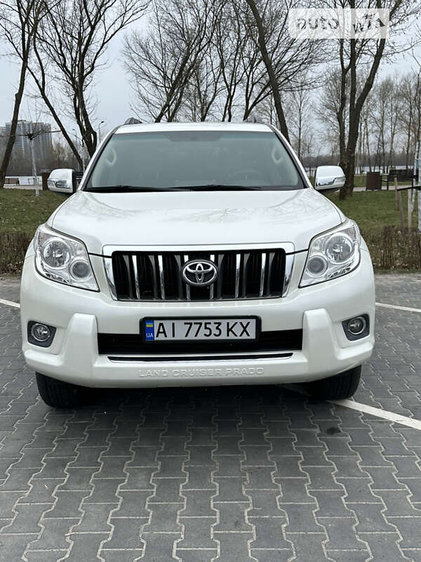 2012 toyota land cruiser prado