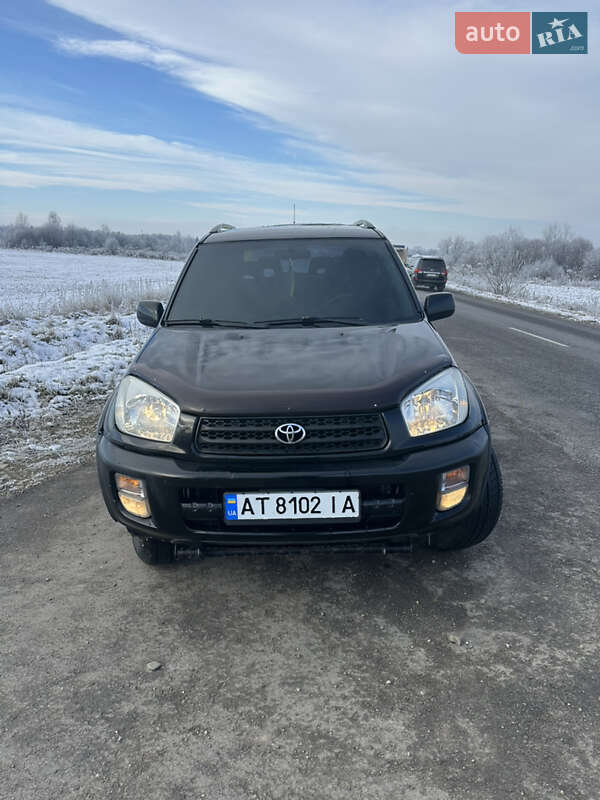 2000 toyota rav4