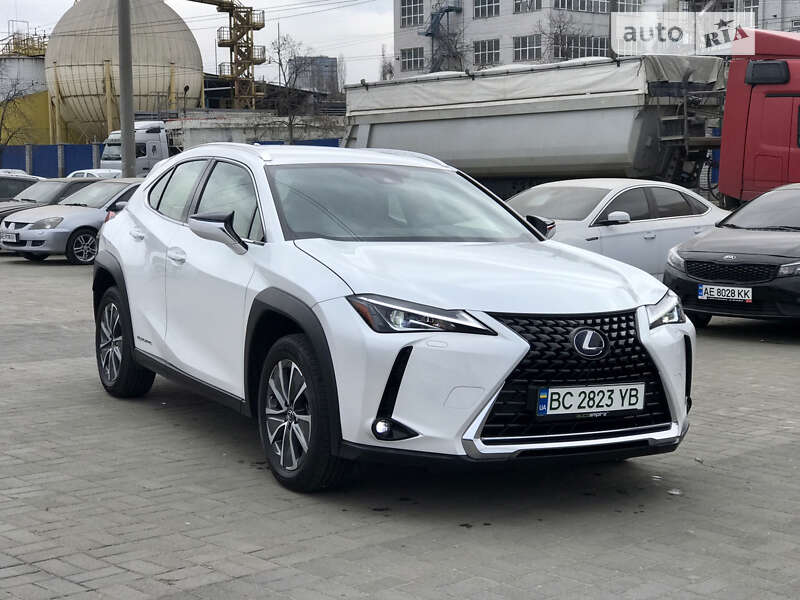2021 lexus ux