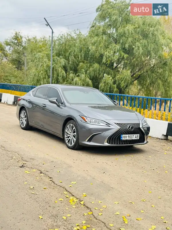 2020 lexus es 250