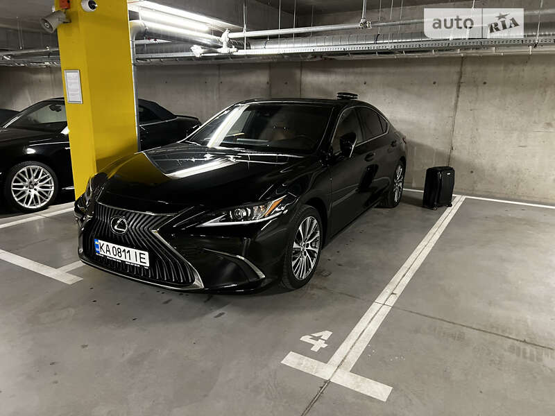 2021 lexus es 250