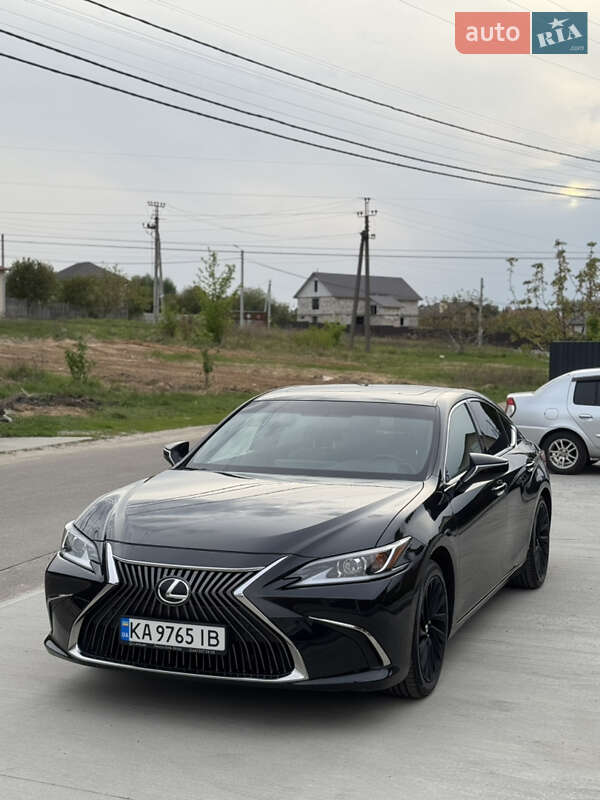 2019 lexus es 250