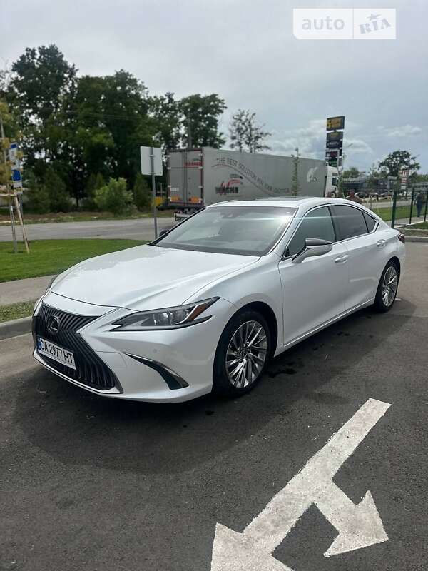 2020 lexus es 250