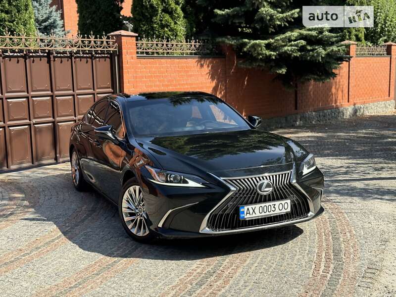 2019 lexus es 250