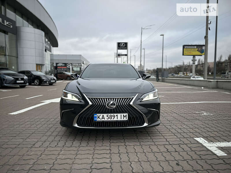 2019 lexus es 250