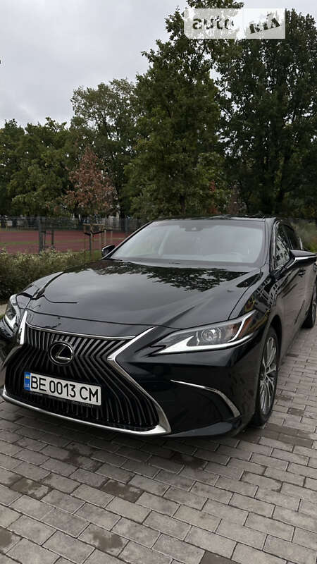2021 lexus es 250