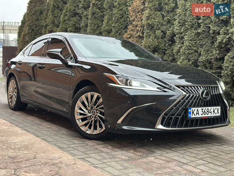 2021 lexus es 250