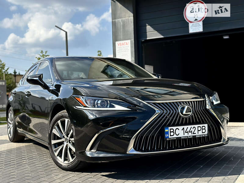 2018 lexus es 250