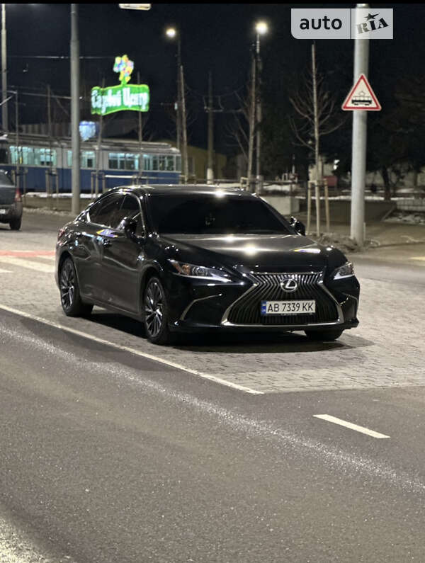 2019 lexus es 250