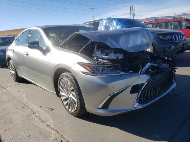 2019 LEXUS ES
