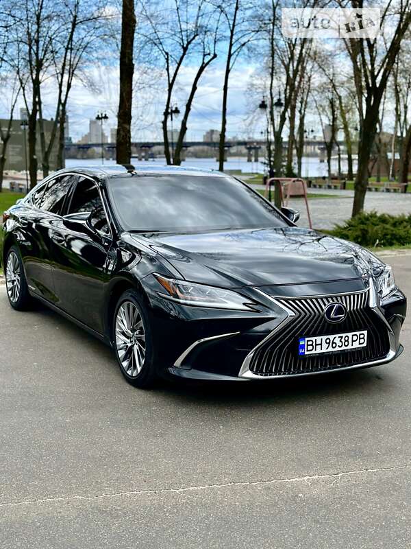 2019 lexus es 300h