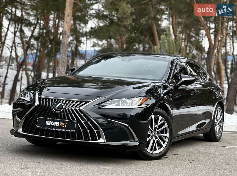 2022 lexus es 200