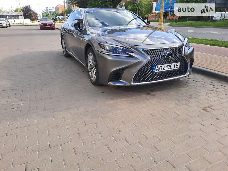 2019 lexus ls 500