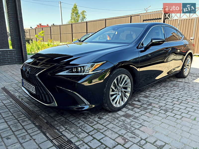 2024 lexus es 300h