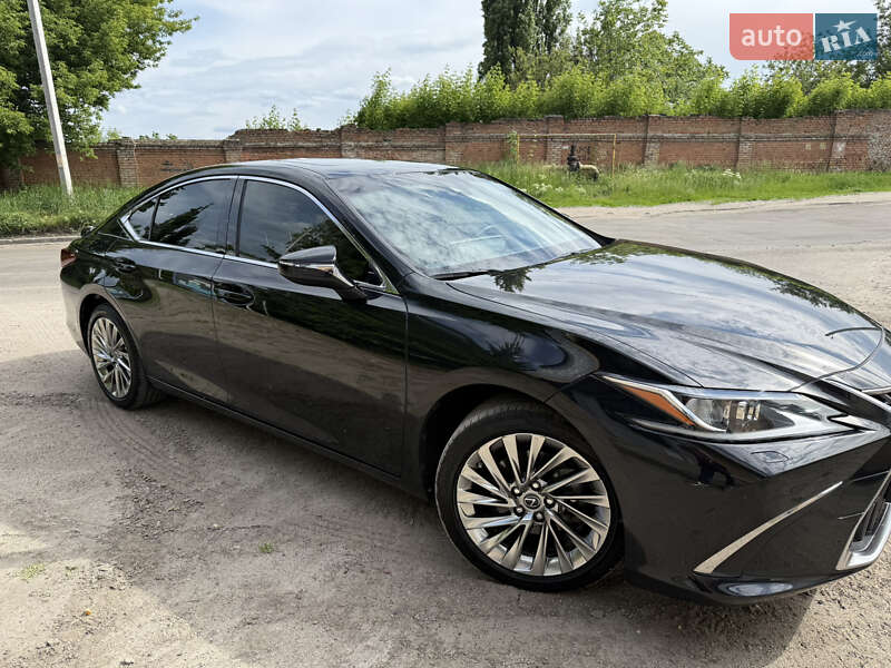 2022 lexus es 300h