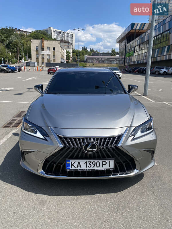 2023 lexus es 300h
