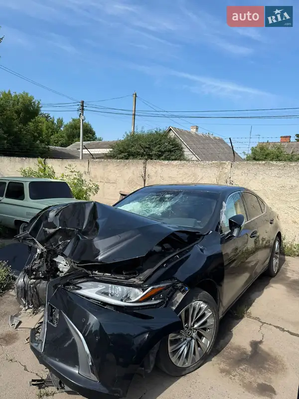 2022 lexus es 300h
