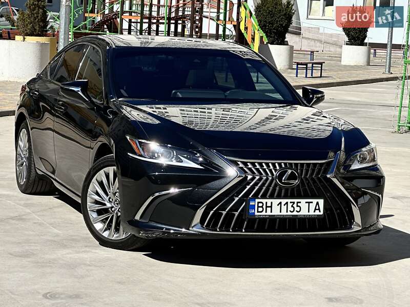 2022 lexus es 300h