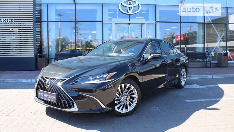 2022 lexus es 300h