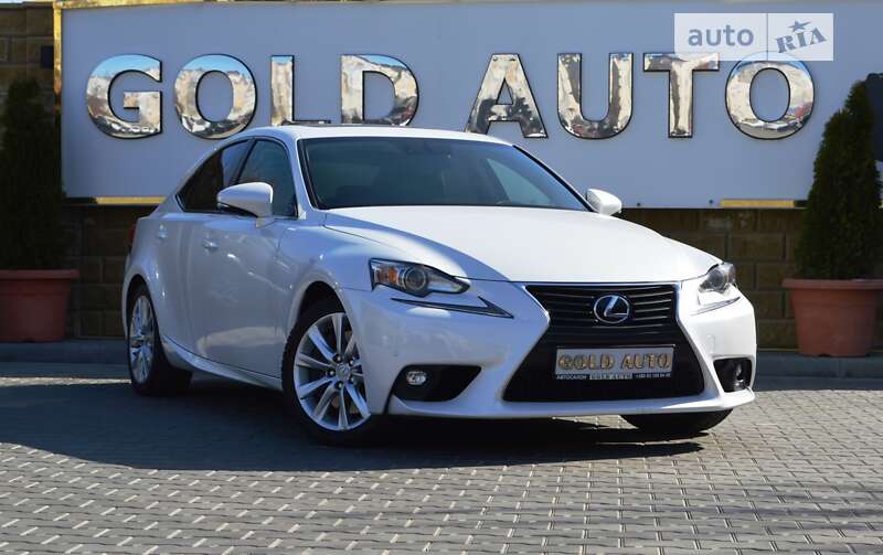 2015 lexus is