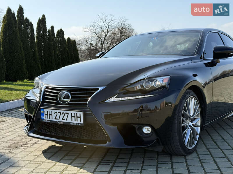 2016 lexus is 200t