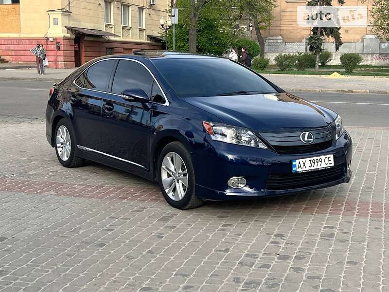 2011 lexus hs