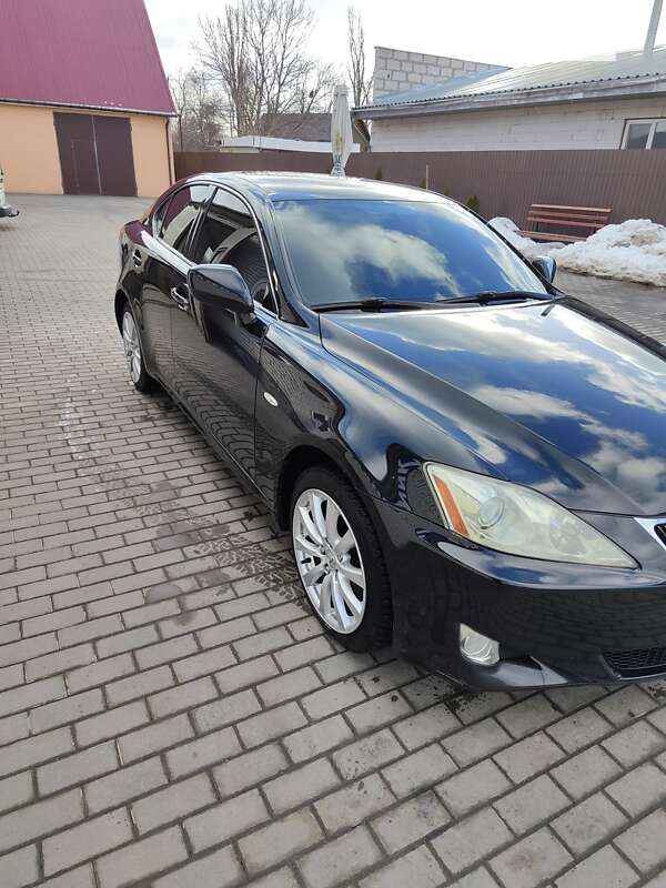 2008 lexus is 220d
