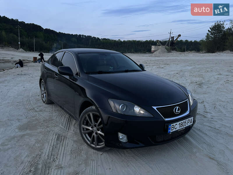 2008 lexus is 220d