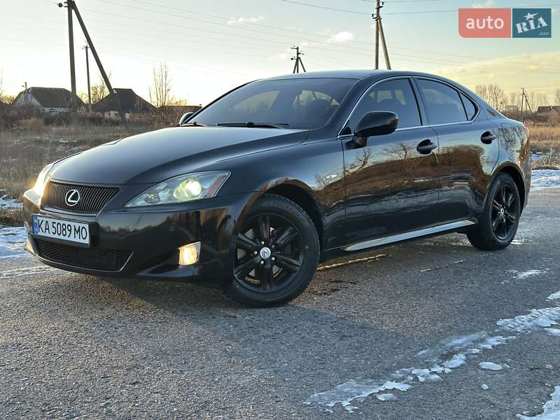 2006 lexus is 220d