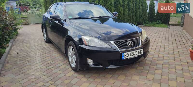2010 lexus is 220d