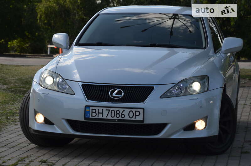 2006 lexus is
